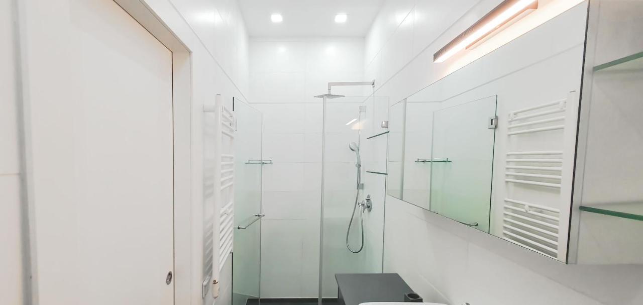 Bnbisrael Apartments - Rupin Ruby Тел Авив Екстериор снимка